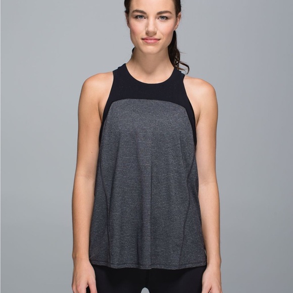 🆕🍋Lululemon Clip-In open back tank, heather gray striped/black - Picture 1 of 9